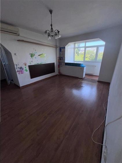 Apartament 2 camere Semidecomandat Secuilor-Berceni