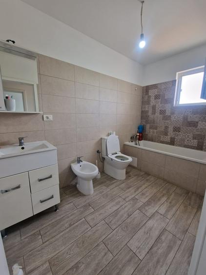 Duplex 3 camere - Bucovat - toate utilitatile - mobilata si utilata