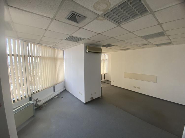Birou 617mp | Universitate | BMS, Recepție & Lift Marfă