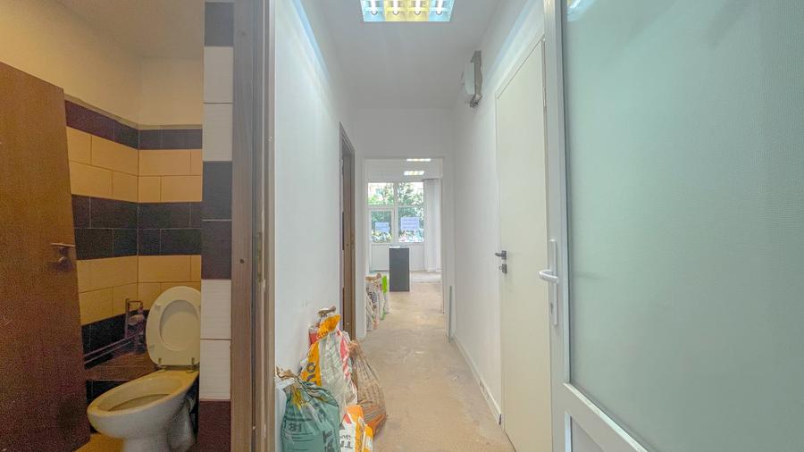Spatiu comercial, 2 intrari, 82 mp, Noua