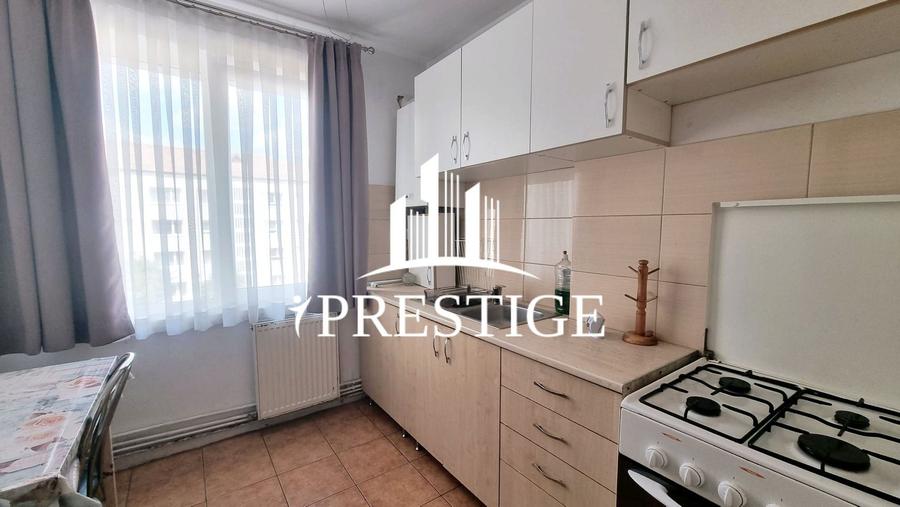 APARTAMENT 2 CAMERE DECOMANDAT, ETAJ 3, BALCON, ZONA TEREZIAN