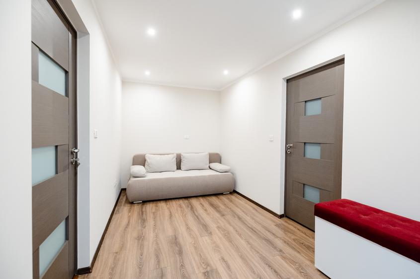 Apartament deosebit 3 camere, etaj 1, termoteca - central