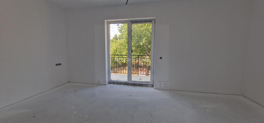 Casa tip duplex , 250 mp curte zona Arhitectilor - 27