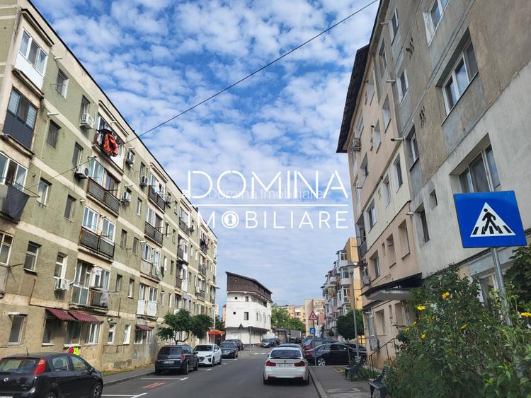 Vanzare garsoniera, 26 mp, parter, mobilata/utilata - zona 9 Mai - 8