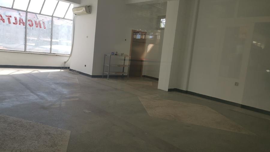 Spatiu comercial Piata Mare de inchiriat!