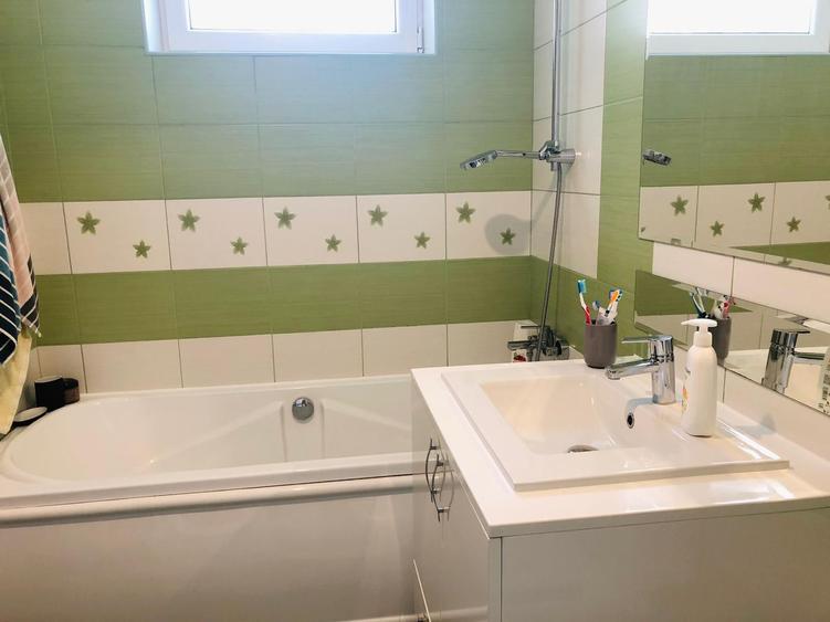 Apartament 3 camere, 68 mp + parcare – Florești, str. Tineretului