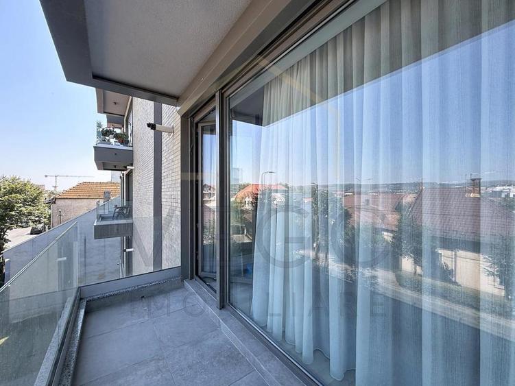 2 camere, bloc nou, 65 mp, balcon, aproape de Centru