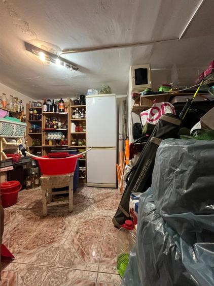 Casa cu 2 camere, 43 mp, cu curte comuna - zona Timocului