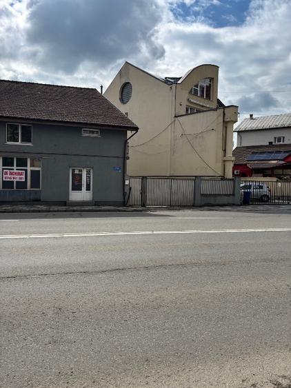 Vind cladire de birouri