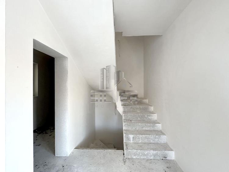 Casa tip duplex/zona strazii Campului.