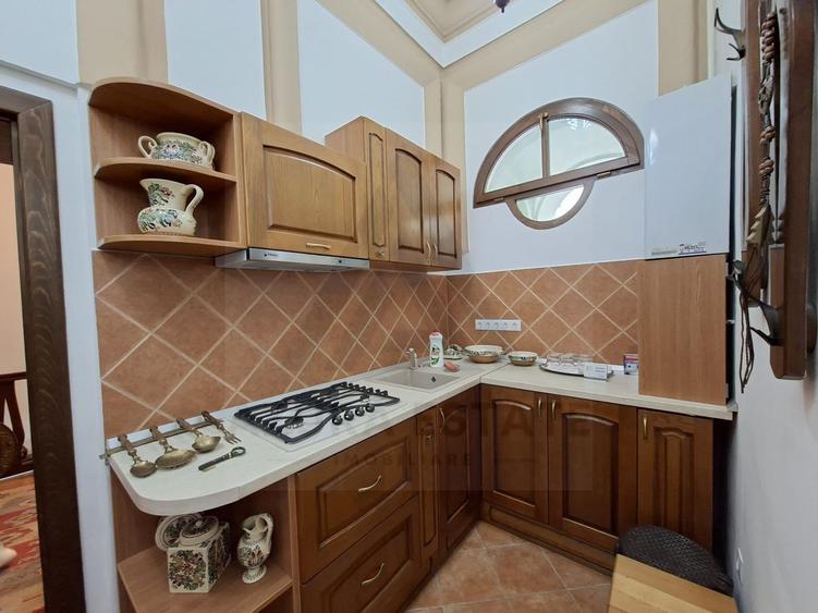 Apartament ultracentral 68 mp utili renovat premium Strada Arhivelor