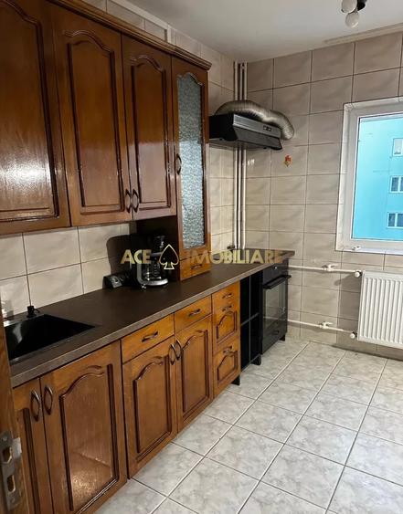 3 Camere de inchiriat | Nerva Traian | Metrou | Parcare | 2 bai