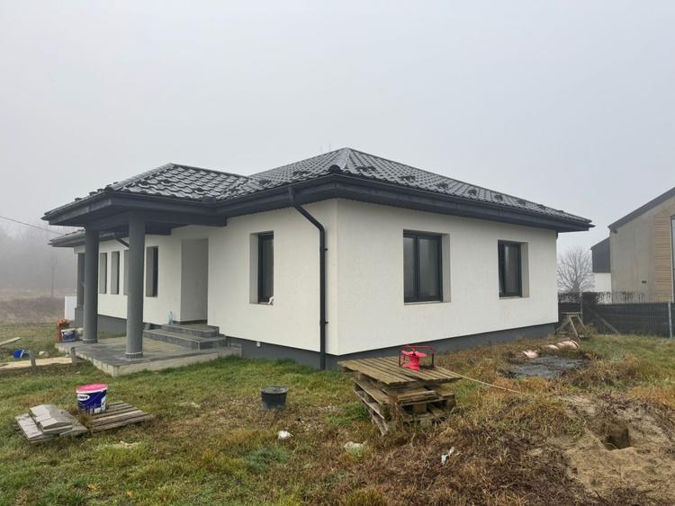 Casa individuala de vanzare, 131 mp, in Ansamblu rezidential