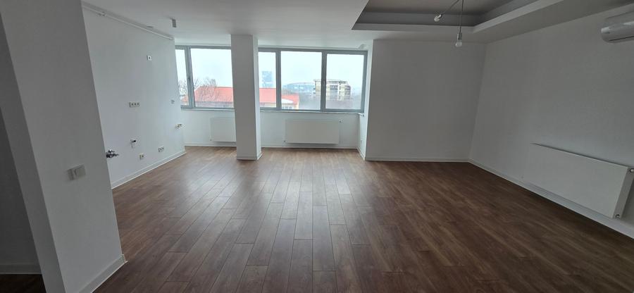 Apartament 4 camere