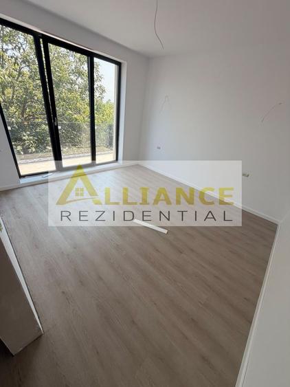 [S.OLTENITEI] Vila cu 5 camere + Terasa | 180 MPU - Teren 190 MP