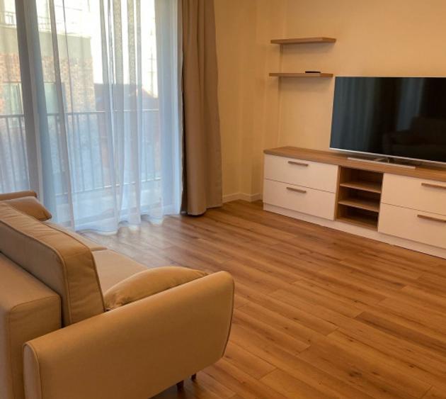 Apartament 3 camere, imobil nou! garaj - 72 mp + terasa 16 mp - zona UMF/Hasdeu