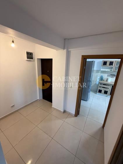 2 CAMERE DECOMANDAT--ETAJ 1--LOC DE PARCARE INCLUS--LIBER