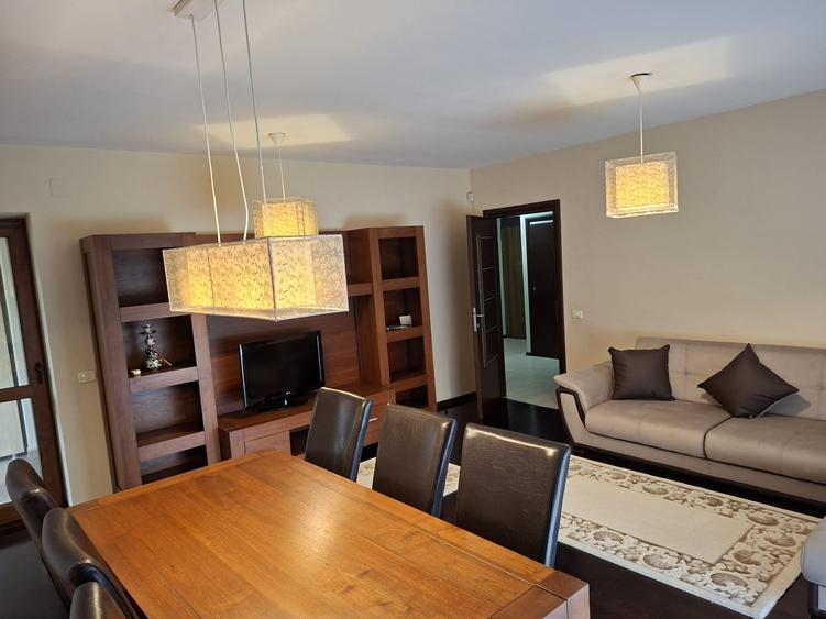 2 camere Pitești , mobilat / utilat / Garaj , finisaje moderne !
