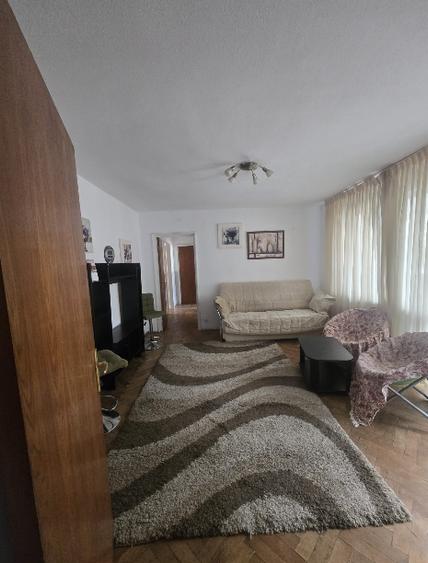 Dristor - 1 minut metrou - Apartament 3 camere - confort 1