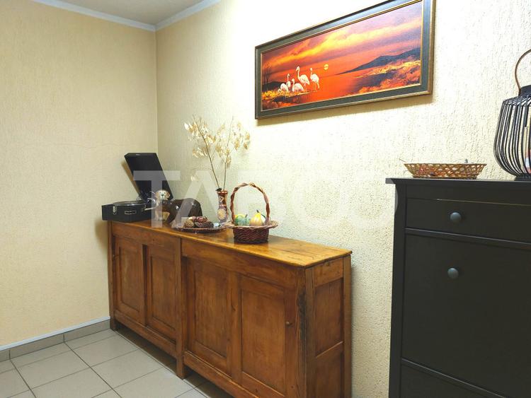 Casa si curte pretabila pentru 2 familii 980 mp teren liber Cisnadie