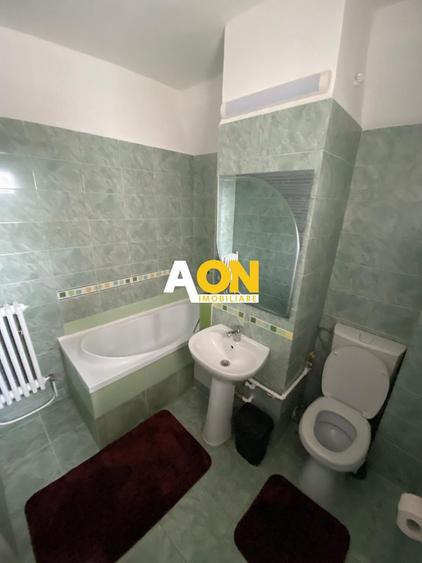 Apartament 2 camere, etaj 2, zona Hotel Cetate