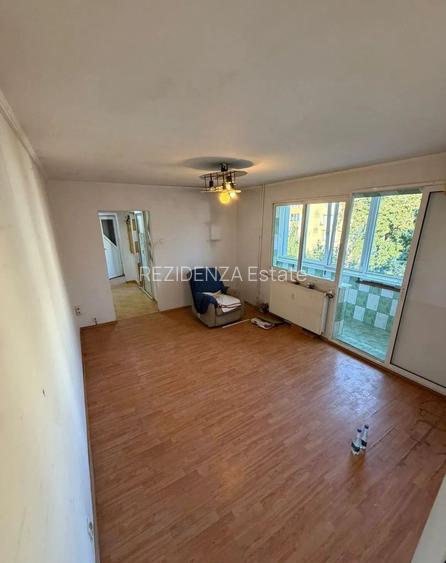 APARTAMENT 4 CAMERE BLOC REABILITAT GORJULUI - 2