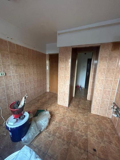 3 Camere Decomandat | 2 Băi | 3 Debarale | Petre Ispirescu | Etaj 1