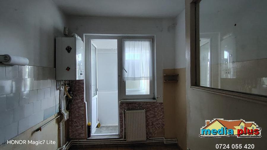 Apartament 2 camere, semidecomandat – Mazepa I