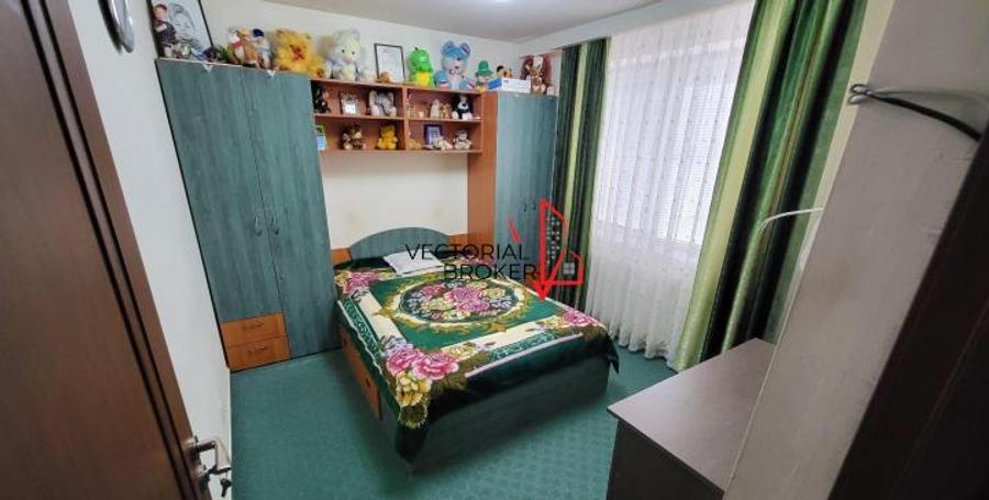 3 camere decomandate, et.5, 70mp, bl.1980, Basarabia- Chisinau