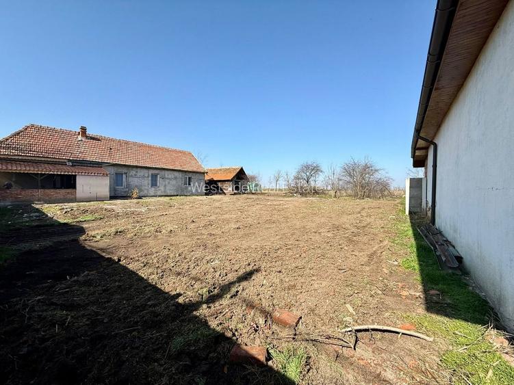 Teren de vanzare,in Liebling - 3