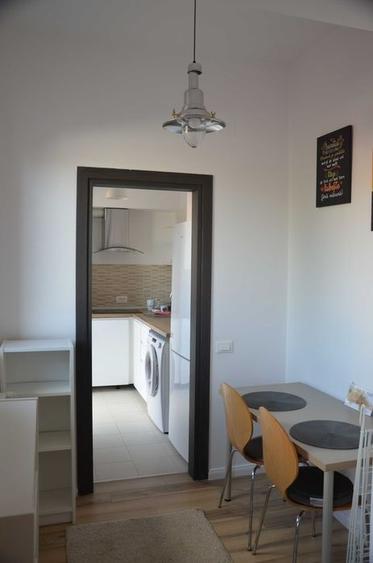 Garsoniera | Piata Muncii | Decomandata | Balcon | Centrala | Proximitate Metrou