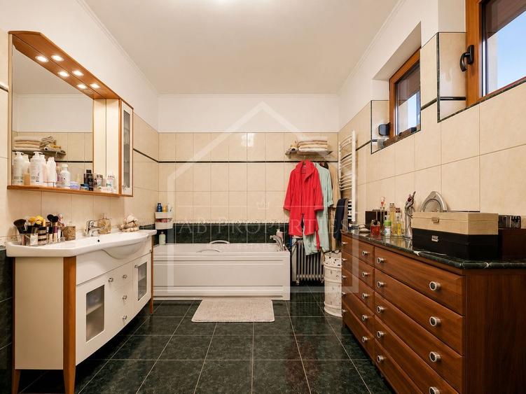 Vila premium P+1+M | 241 mp utili | Teren 482 mp | Sisești