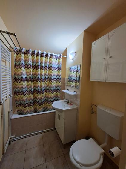 De inchiriat 2 camere