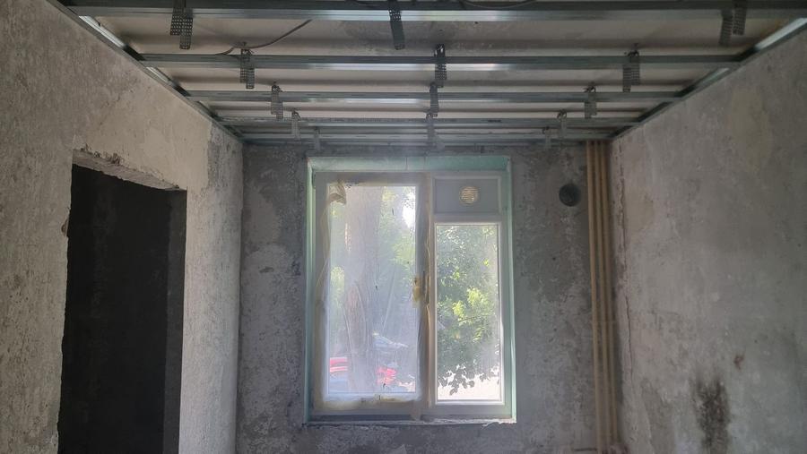 Apartament 4 camere. Etaj 1. Cu parcare. Aleea Dolina