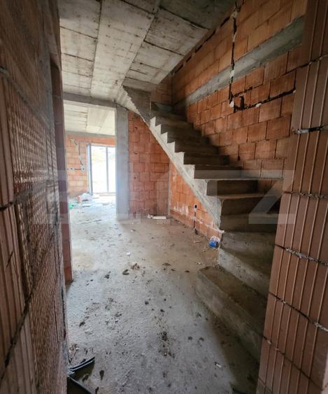 Dupex de vanzare, 120 mp utili, 150 mp de teren, zona Fagului