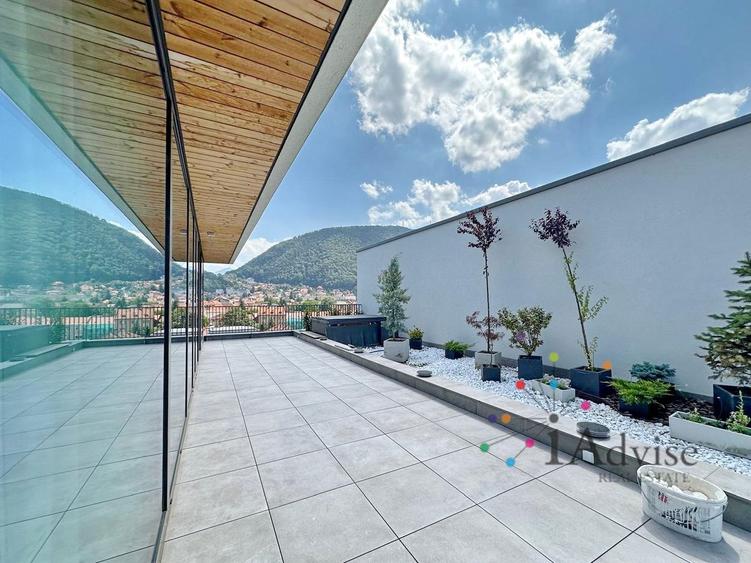 Penthouse de închiriat – Centru Brașov, vedere directă spre Tâmpa