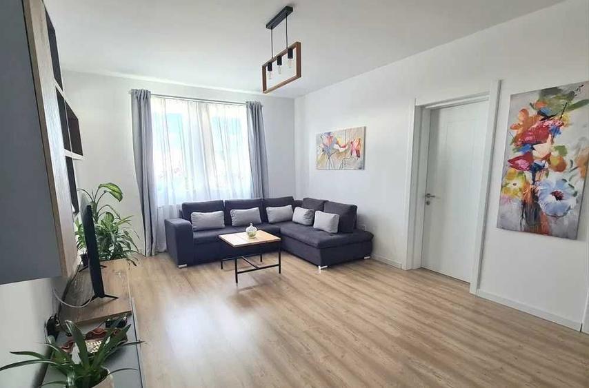 Apartament Etaj 1, 2 camere plus dressing zona Compa Vasile Aaron