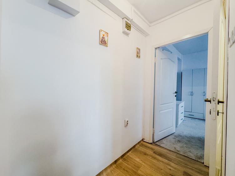 Apartament cu o camera|25 m2 utili| zona centrală/Horea