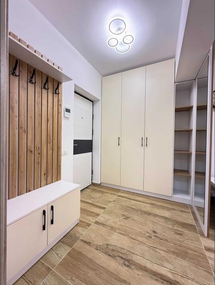 Închiriere 2 camere | 5 minute de metrou | loc de parcare inclus