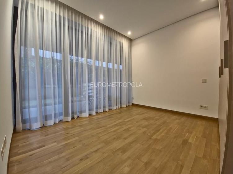 Apartament Primaverii - curte 100mp