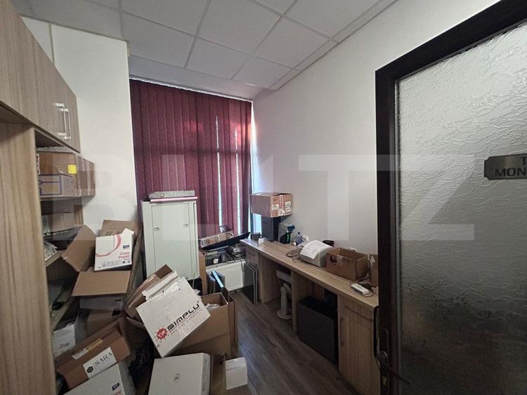 Spatiu birouri, 5 camere, 150 mp, parter de bloc, cartier Cornitoiu