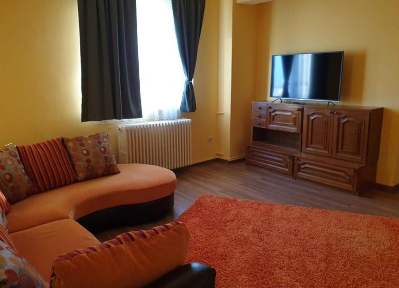 Apartament 2 camere decomandate p-ta Rahova pretabil locuinta
