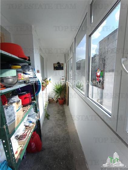 Apartament luminos cu doua camere pe Calea Giulesti cu balcon de aproape 12mp la