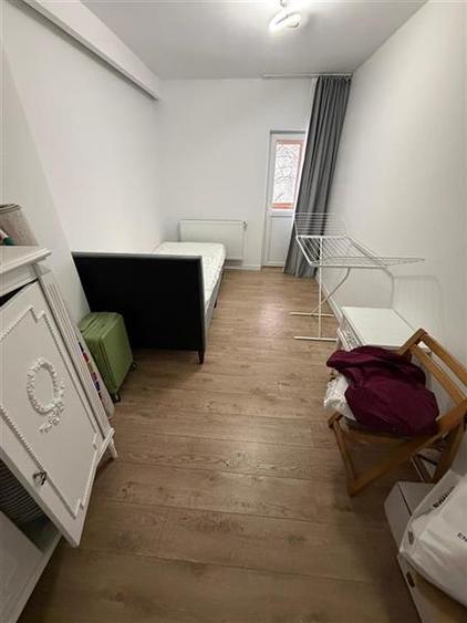 Vanzare apartament 5 camere Obor, boxa, loc parcare, centrala proprie, fara risc