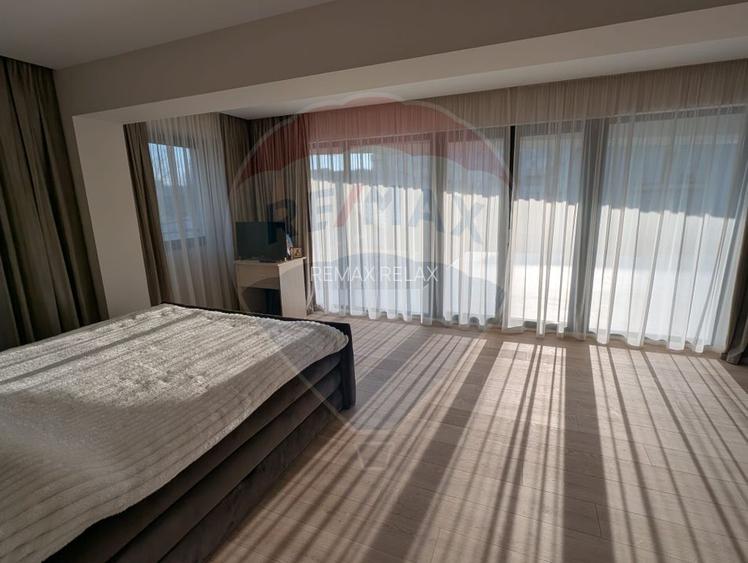 Casă / Vilă cu 6 camere de vânzare în zona Central - 4