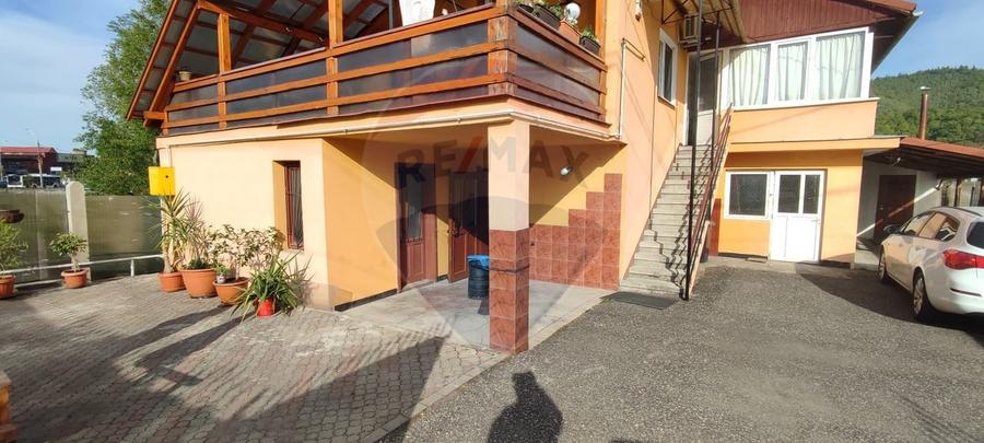DE INCHIRIAT: Spatiu comercial 110 mp | Trifazic, parcare, Ferneziu