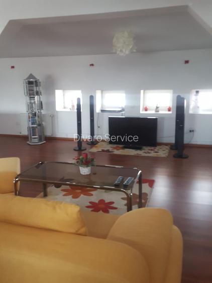 Vanzare vila zona Titulescu cu trei apartamente piscina garaj  gradina foisor - 6