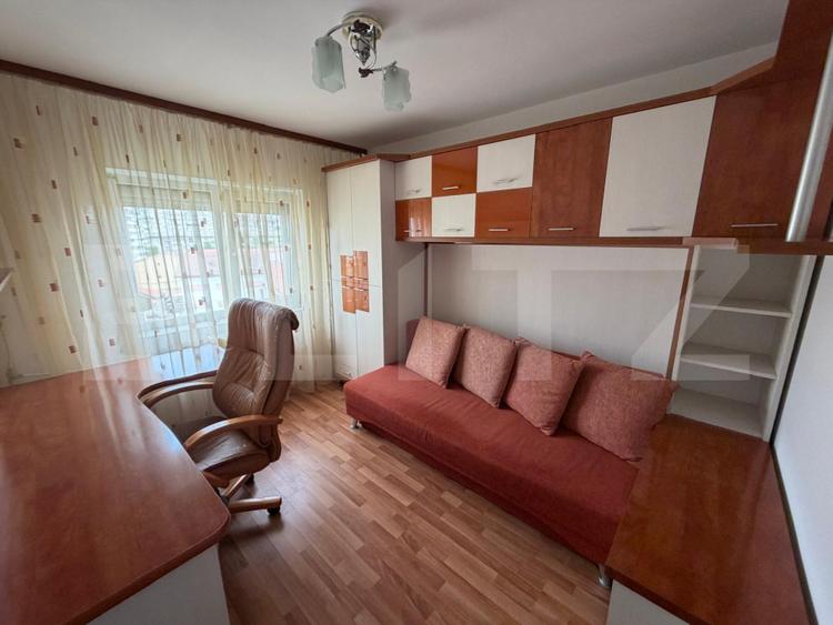 Apartament 3 camere, 2 bai, 2 balcoane, zona Decebal-Dacia