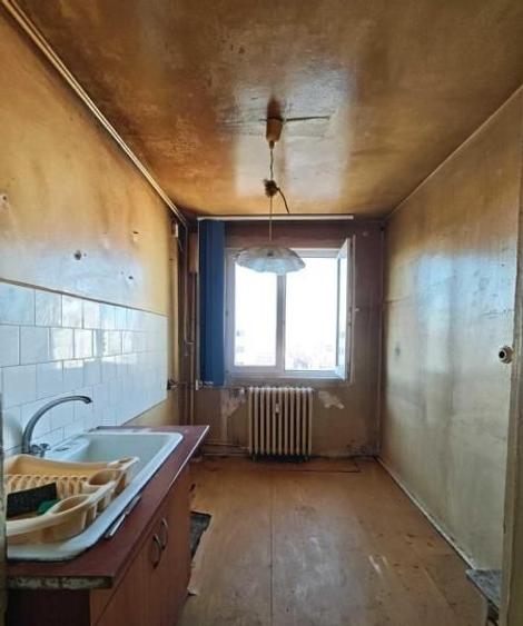 Apartament - 2 camere -decomandat-Zona Nicolae Grigorescu / Ozana