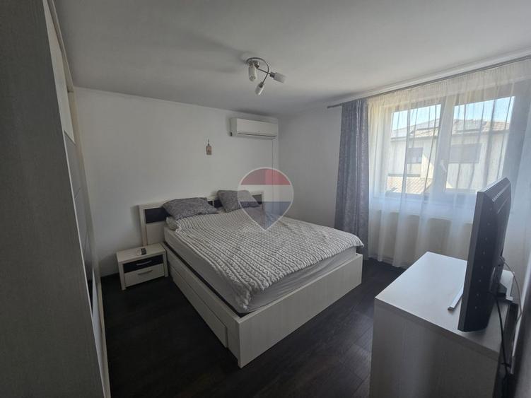 De Vânzare Casă - Duplex cu 3 camere